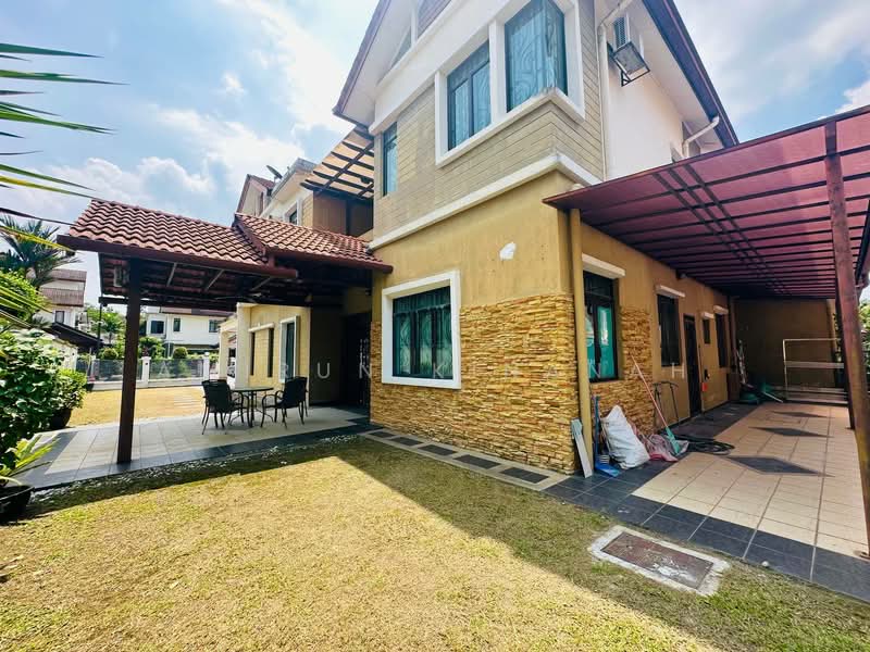 Rumah Berkembar untuk Dijual di Puncak Bangi (Bandar Baru Bangi) - Amirun Kinanah - Exterior - PropertyGuru.com.my