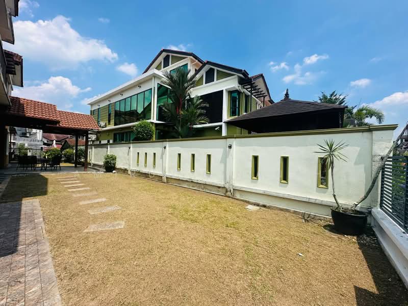 Rumah Berkembar untuk Dijual di Puncak Bangi (Bandar Baru Bangi) - Amirun Kinanah - Exterior - PropertyGuru.com.my
