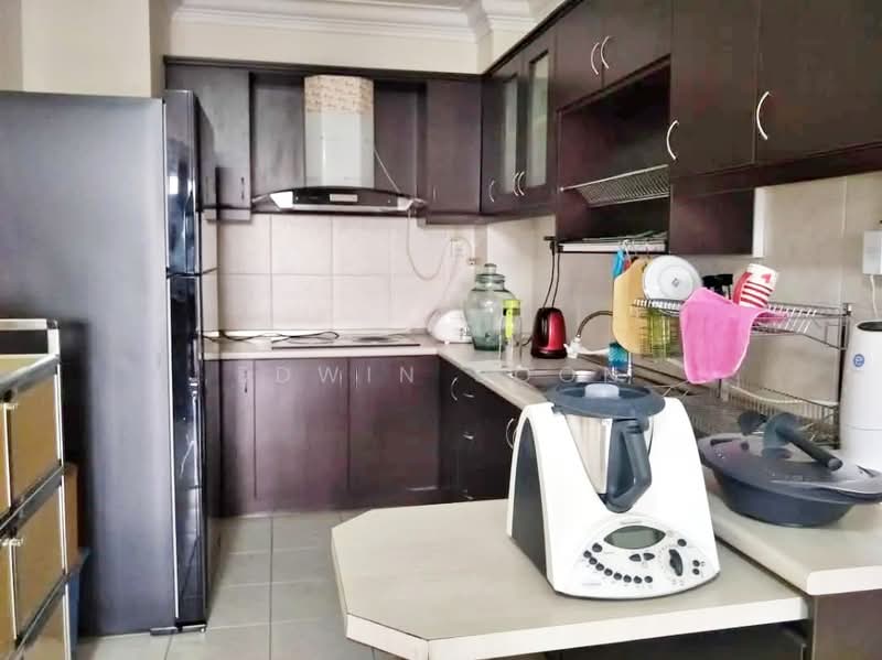 Condominium for Sale at Casa Tropicana - Edwin Soon - Kitchen - PropertyGuru.com.my