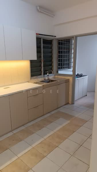 Condominium for Sale at Menara Menjalara - PeiGee . - Kitchen - PropertyGuru.com.my