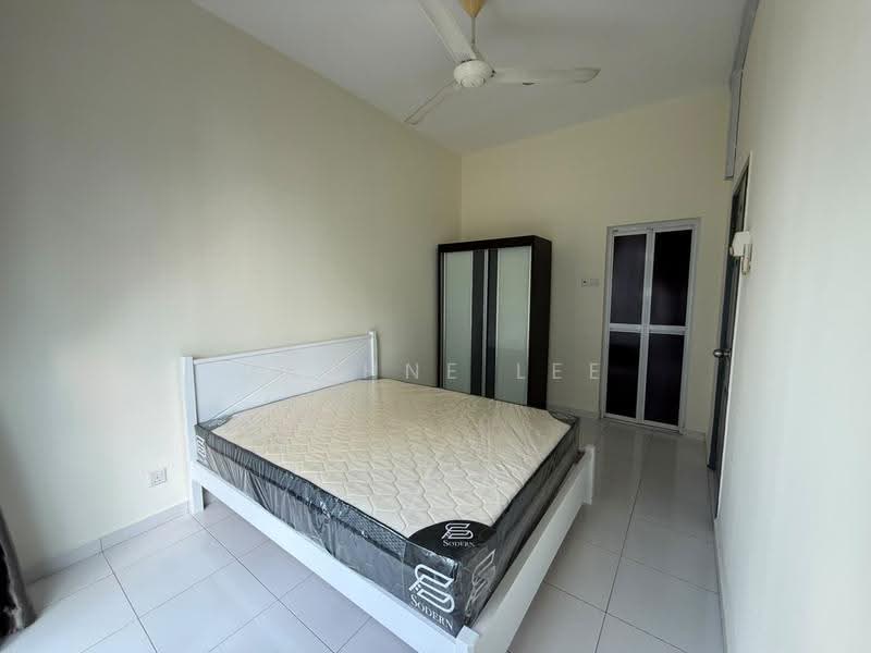 Kediaman Servis untuk Disewa di THE SENAI GARDEN (PANGSAPURI IMPIAN SENAI) - Daphne Lee - Bedroom - PropertyGuru.com.my