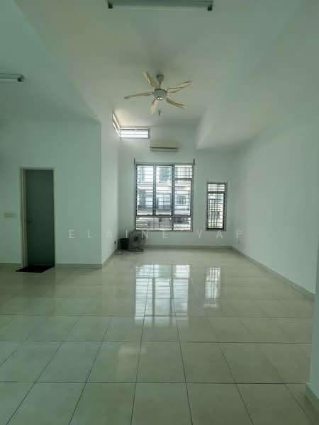 2-storey Terraced House for Rent in Seksyen U13 (Setia Alam) - Elaine Yap - Living Room - PropertyGuru.com.my
