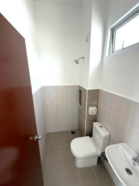 2-storey Terraced House for Sale in Setia Eco Gardens (Gelang Patah) - Karl Lim - Bathroom - PropertyGuru.com.my