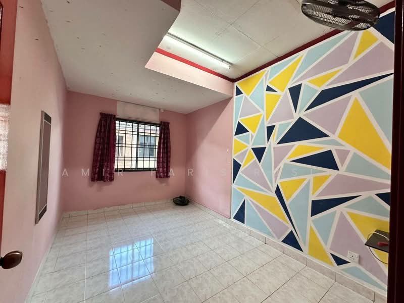 2-storey Terraced House for Sale in Mutiara Rini (Skudai) - Amir Faris Rusli - Interior - PropertyGuru.com.my