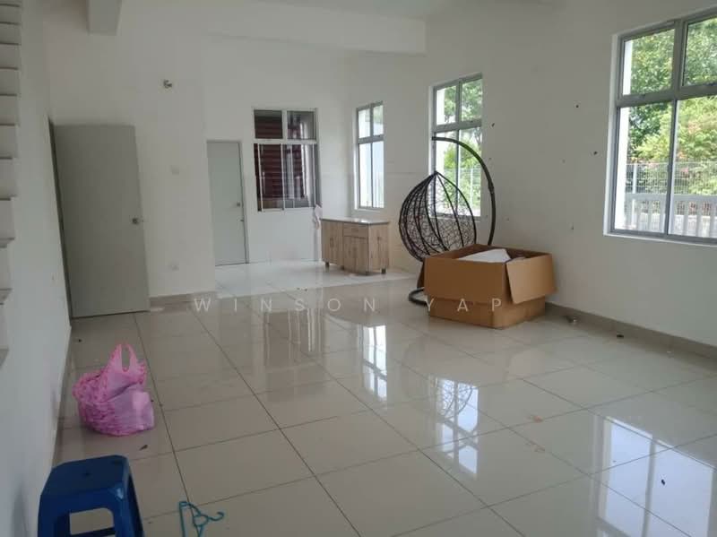 Bungalow House untuk Dijual di Taman Kempas Indah (Tebrau) - Winson Yap - Living Room - PropertyGuru.com.my