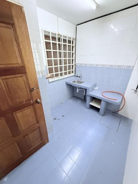Rumah Teres 2-Tingkat untuk Dijual di Taman Universiti Indah (Seri Kembangan) - Jennifer Lai - PropertyGuru.com.my