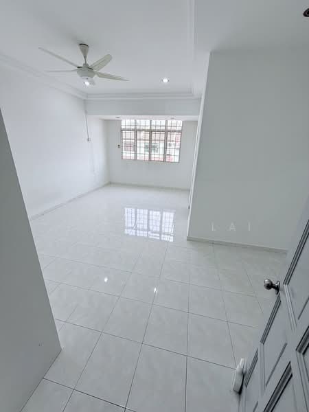 Rumah Teres 2-Tingkat untuk Dijual di Taman Universiti Indah (Seri Kembangan) - Jennifer Lai - PropertyGuru.com.my