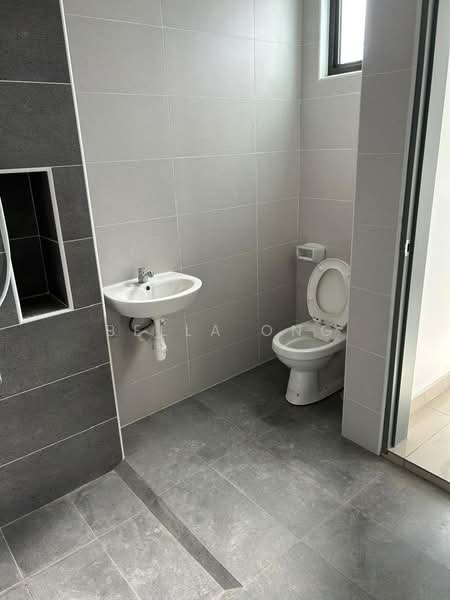 Rumah Teres 2-Tingkat untuk Disewa di Johor Bahru (Johor) - Bella Ong - Bathroom - PropertyGuru.com.my