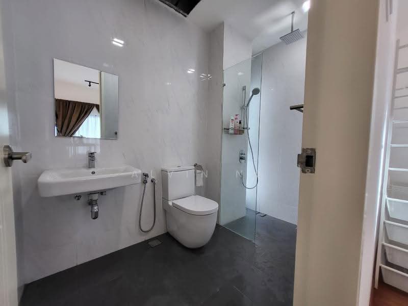 Service Residence for Sale at Reizz Residence - Alvin Ng - Bathroom - PropertyGuru.com.my