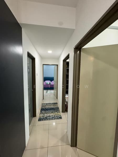 Apartment for Rent at Casa Kayangan - Kent Chow - Corridor - PropertyGuru.com.my
