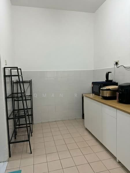 Rumah Teres 2-Tingkat untuk Dijual di Ukay Perdana (Ulu Kelang) - Luqman Ramli - Kitchen - PropertyGuru.com.my