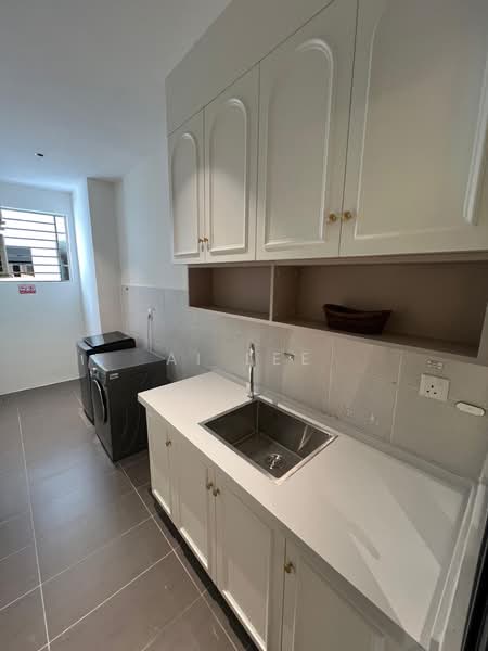 Condominium for Sale at Sapphire On The Park - Ai Lee - Kitchen_show unit - PropertyGuru.com.my