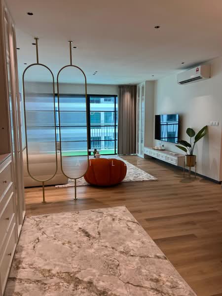Condominium for Sale at Sapphire On The Park - Ai Lee - Living Room_show unit - PropertyGuru.com.my