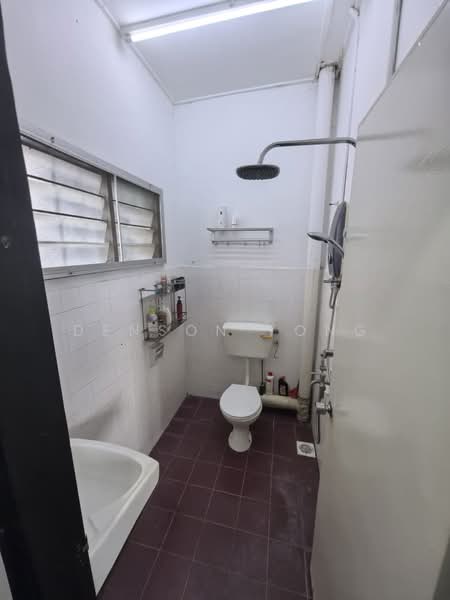 Rumah Teres untuk Disewa di Taman Jasmin (Kajang) - Denson Yong - Bathroom - PropertyGuru.com.my