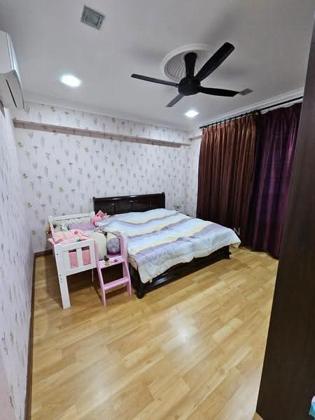 Kediaman Servis untuk Dijual di Diamond Residences - Edwin Soon - Bedroom - PropertyGuru.com.my