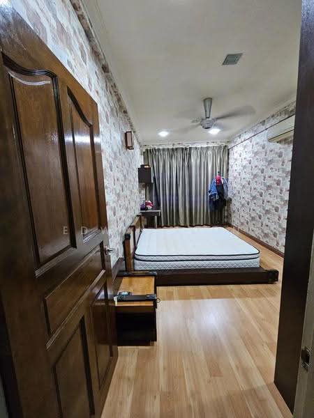 Kediaman Servis untuk Dijual di Diamond Residences - Edwin Soon - Bedroom - PropertyGuru.com.my