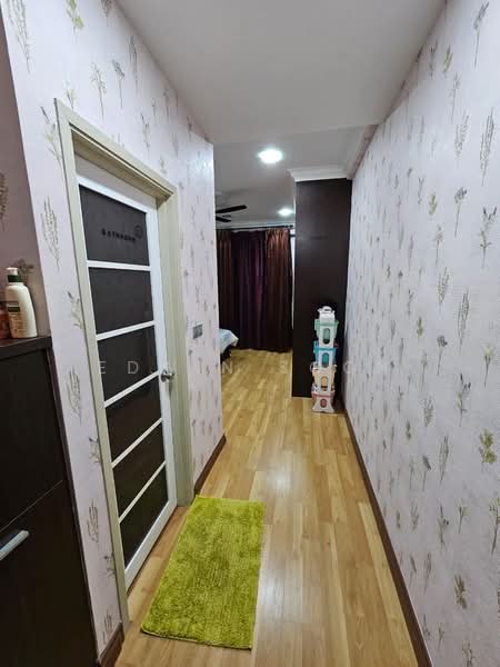 Kediaman Servis untuk Dijual di Diamond Residences - Edwin Soon - Corridor - PropertyGuru.com.my