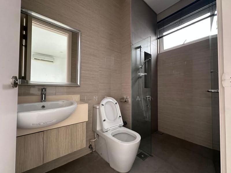 Bungalow House for Rent in Petaling Jaya (Selangor) - Wind Mah - Bathroom - PropertyGuru.com.my