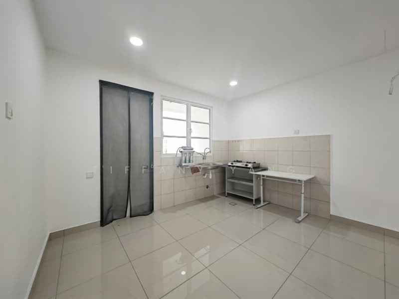 2-storey Terraced House for Rent in Bandar Country Homes (Rawang) - Tiffany Yang - Dapur - PropertyGuru.com.my
