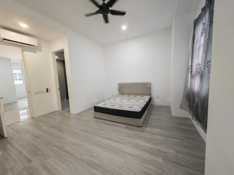 2-storey Terraced House for Rent in Bandar Country Homes (Rawang) - Tiffany Yang - Bedroom - PropertyGuru.com.my