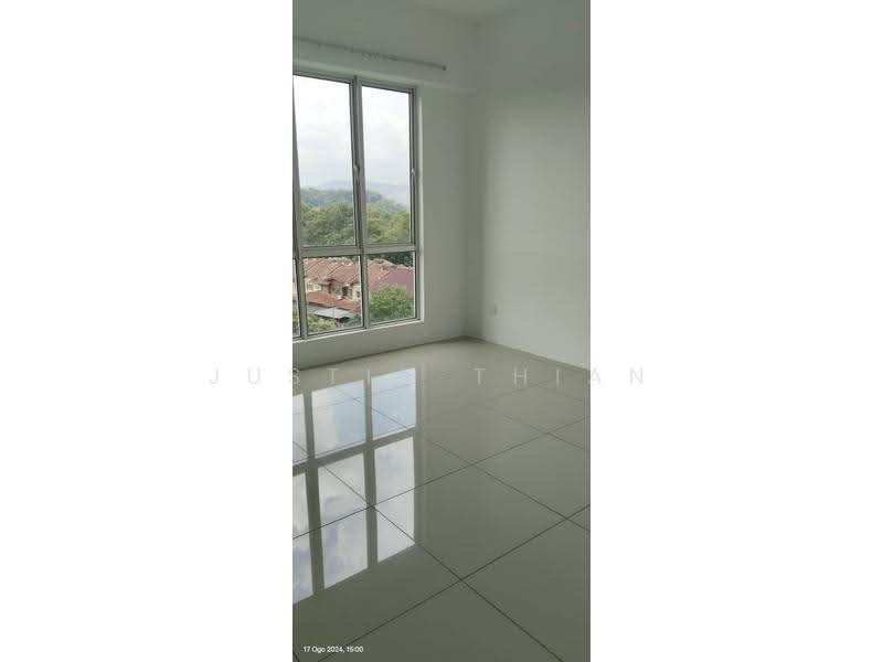 Kediaman Servis untuk Dijual di Silk Residence - Justin Thian - View - PropertyGuru.com.my