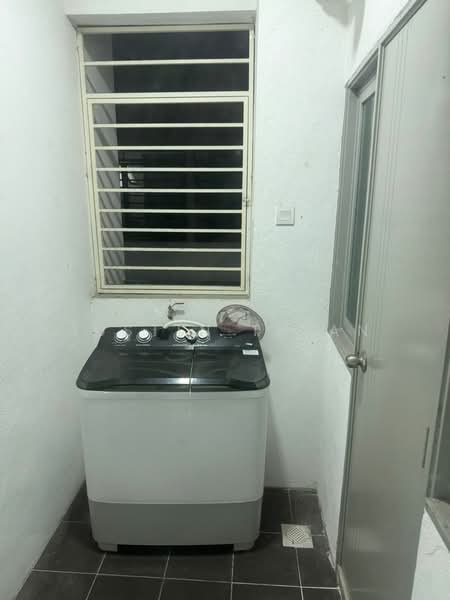 Kediaman Servis untuk Dijual di Silk Residence - Justin Thian - Interior - PropertyGuru.com.my