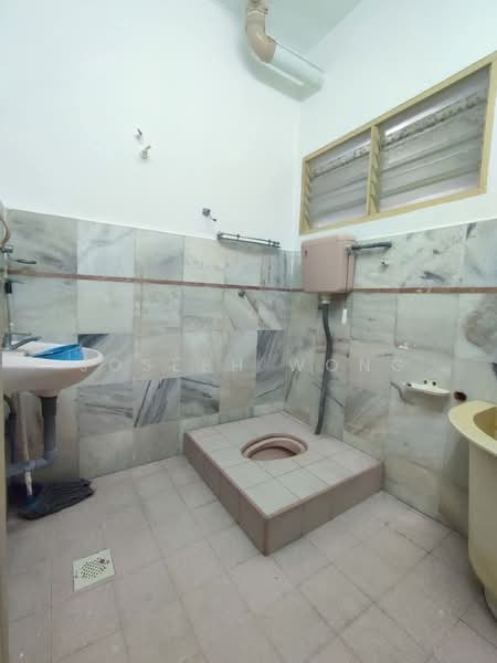 2-storey Terraced House for Sale in Taman Menglembu Berlian (Menglembu) - Joseph Wong - PropertyGuru.com.my