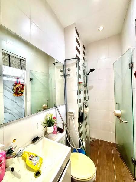 2-storey Terraced House for Sale in Ampang Saujana (Ampang) - Luqman Ramli - Bathroom - PropertyGuru.com.my
