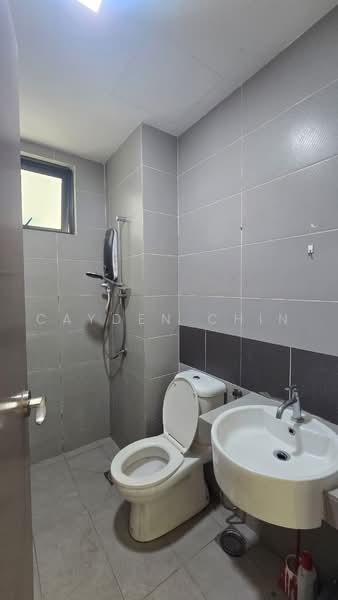 Kediaman Servis untuk Disewa di Amerin Residence - Cayden Chin - Bathroom - PropertyGuru.com.my