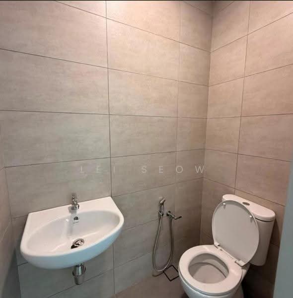 Retail Space for Rent in Tanjung Tokong (Penang) - Lei Seow - Bathroom - PropertyGuru.com.my