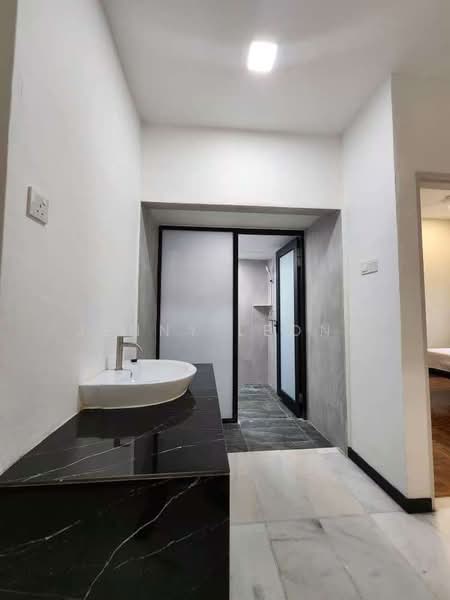Pangsapuri untuk Dijual di Westlands Court - Jenny Leong - Bathroom - PropertyGuru.com.my