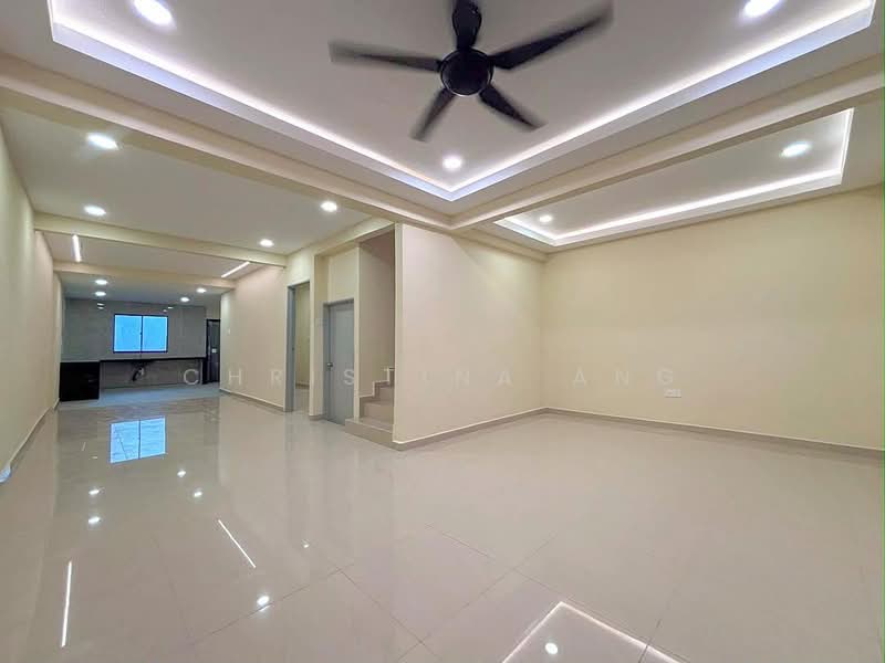 Rumah Teres 2-Tingkat untuk Dijual di Taman Anggerik (Johor Bahru) - Christina Ang - Living Room - PropertyGuru.com.my