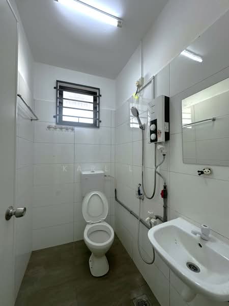Rumah Teres 1-Tingkat untuk Dijual di Taman Sentosa (Johor Bahru) - Karl Lim - Bathroom - PropertyGuru.com.my