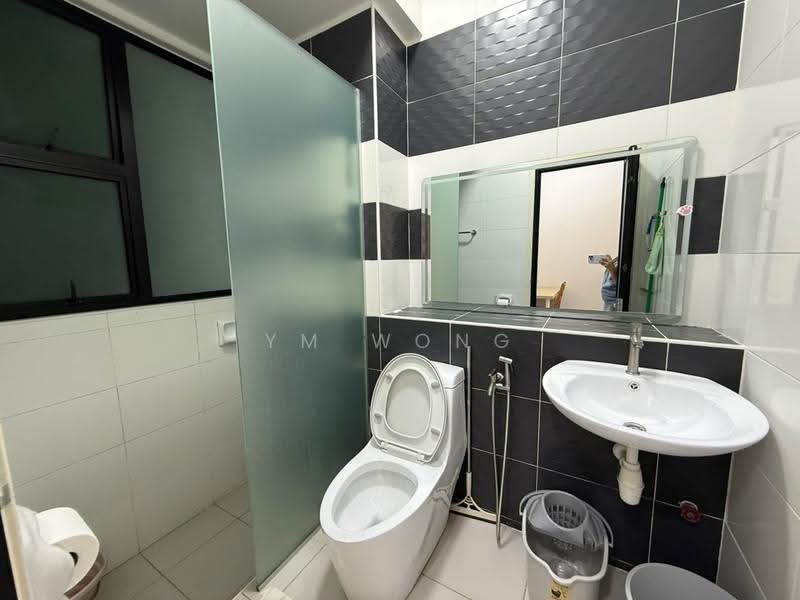 Service Residence for Sale at The Sky Executive Suites - Ym Wong - Bathroom - PropertyGuru.com.my