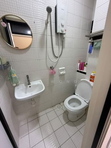 Service Residence for Sale at The Sky Executive Suites - Ym Wong - Bathroom - PropertyGuru.com.my
