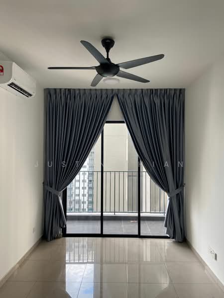 Kondominium untuk Dijual di The Hipster - Justin Thian - Balcony - PropertyGuru.com.my