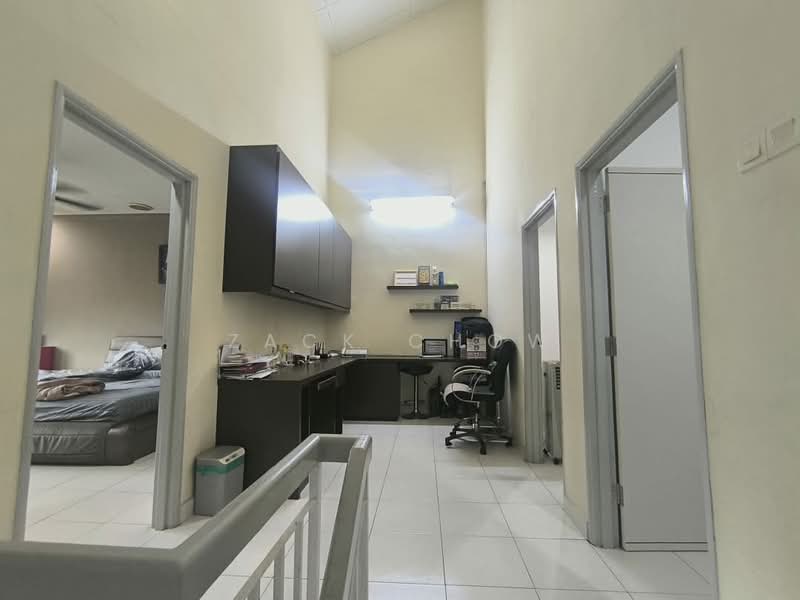 2-storey Terraced House for Sale in Taman Bestari Indah (Ulu Tiram) - Zack Chow - Bedroom - PropertyGuru.com.my