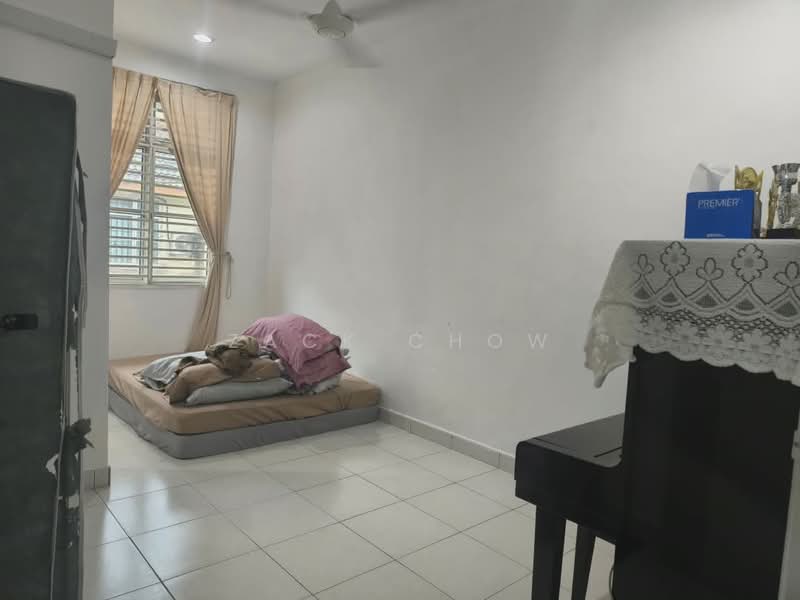 2-storey Terraced House for Sale in Taman Bestari Indah (Ulu Tiram) - Zack Chow - Bedroom - PropertyGuru.com.my