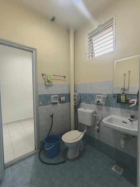 2-storey Terraced House for Sale in Taman Bestari Indah (Ulu Tiram) - Zack Chow - Bathroom - PropertyGuru.com.my