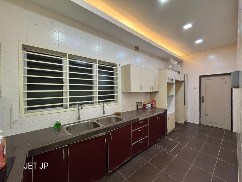 Semi-Detached House for Sale in Bandar Botanic (Klang) - Joanne Pua - Kitchen - PropertyGuru.com.my