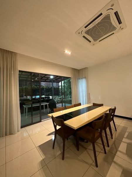 Semi-Detached House for Rent in Leisure Farm (Gelang Patah) - Rachel See - Dining Room - PropertyGuru.com.my