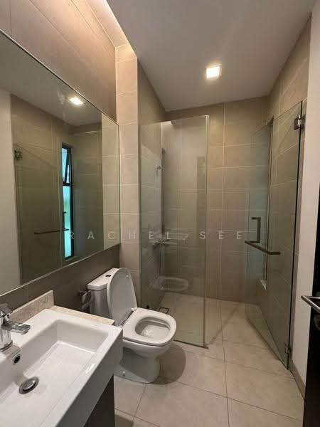 Semi-Detached House for Rent in Leisure Farm (Gelang Patah) - Rachel See - Bathroom - PropertyGuru.com.my