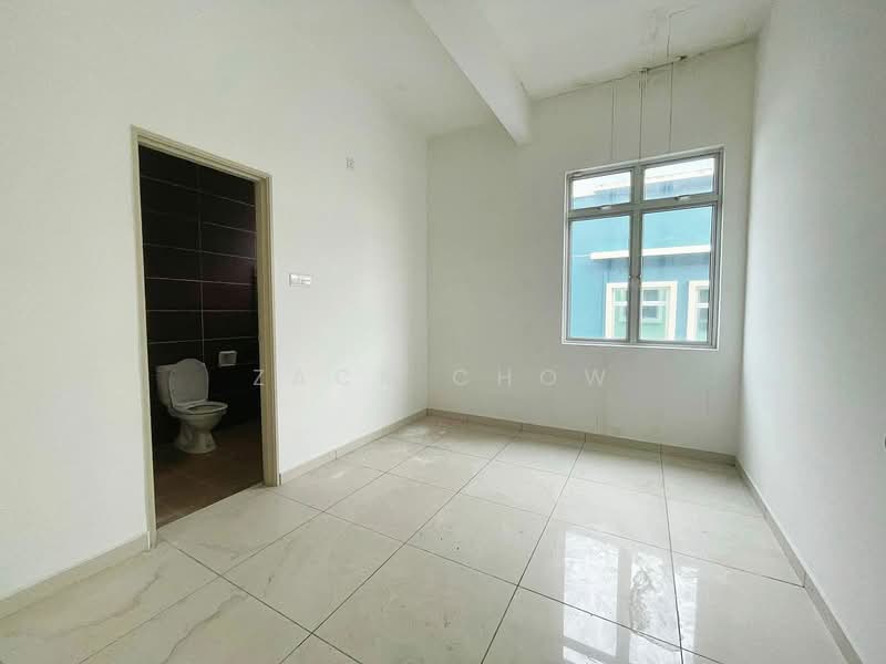 Rumah Teres 2-Tingkat untuk Dijual di Kempas Utama (Tebrau) - Zack Chow - Bathroom - PropertyGuru.com.my