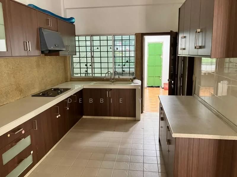 Rumah Teres 2-Tingkat untuk Disewa di Cheras (Selangor) - Debbie Yee - Kitchen - PropertyGuru.com.my