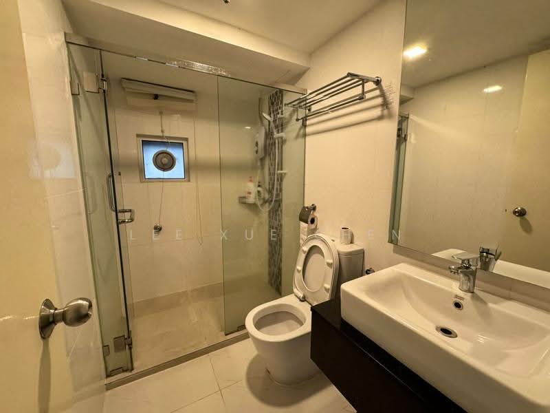 Service Residence for Sale at Maritime Suite - Lee Xue Chen - Bathroom - PropertyGuru.com.my