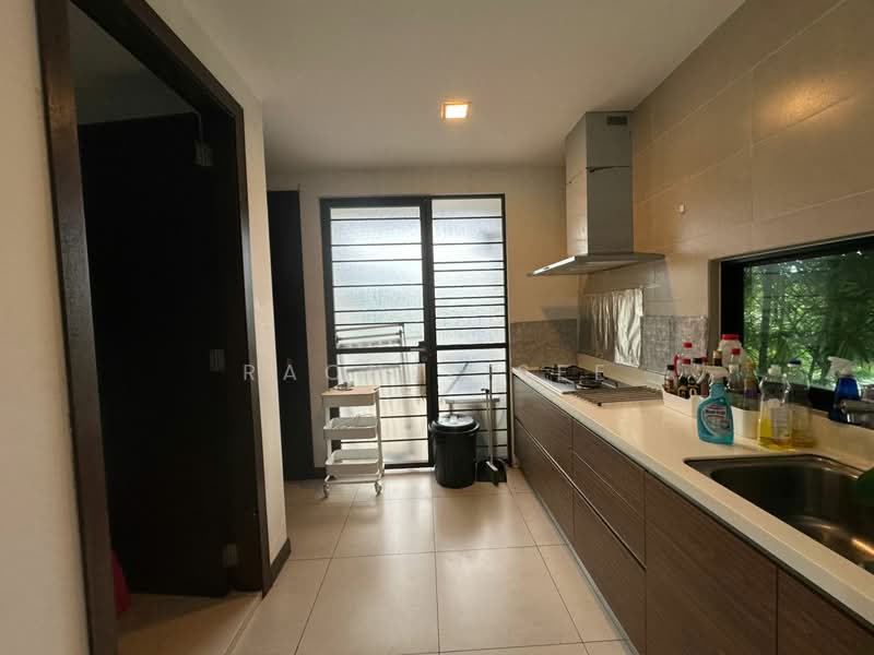 Bungalow House untuk Disewa di Leisure Farm (Gelang Patah) - Rachel See - Kitchen - PropertyGuru.com.my