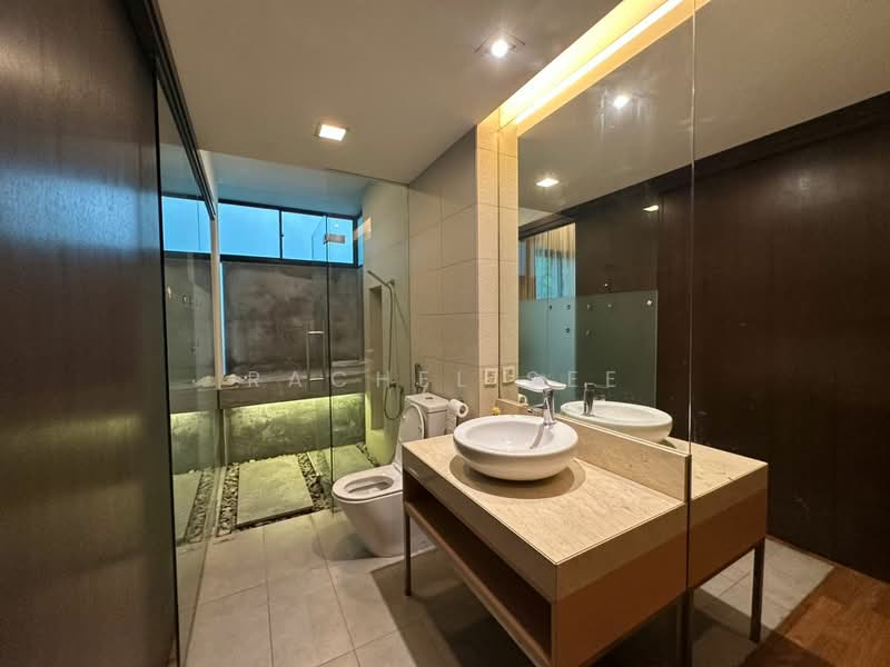 Bungalow House untuk Disewa di Leisure Farm (Gelang Patah) - Rachel See - Bathroom - PropertyGuru.com.my