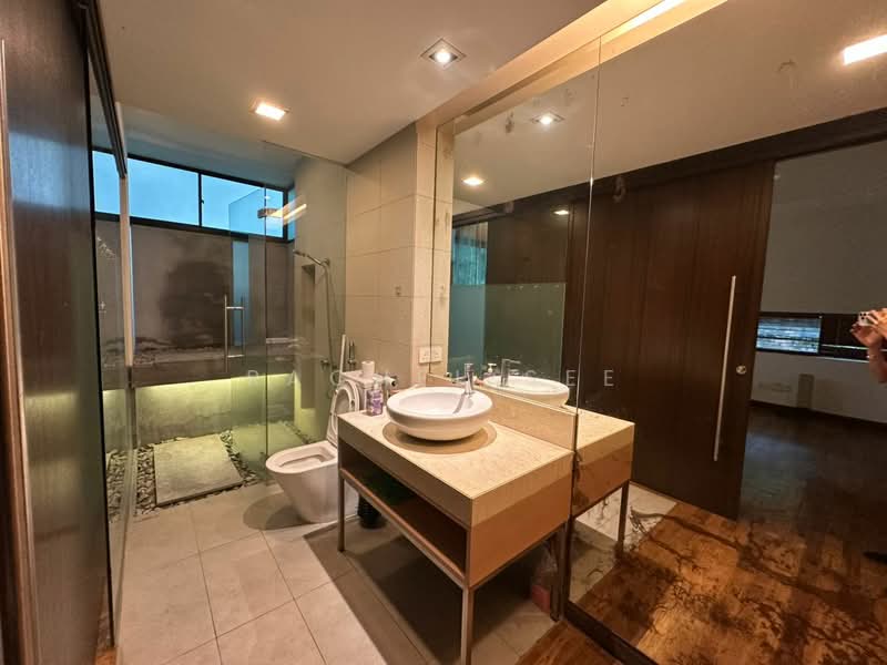 Bungalow House untuk Disewa di Leisure Farm (Gelang Patah) - Rachel See - Bathroom - PropertyGuru.com.my