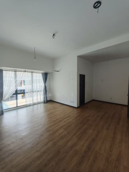 Rumah Teres 2-Tingkat untuk Dijual di Bukit Banyan (Sungai Petani) - Wadie . - Living Room - PropertyGuru.com.my