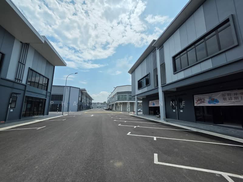 Terrace Factory for Sale in Bandar Indahpura (Kulai) - Phang Elainne - Exterior - PropertyGuru.com.my